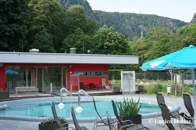 Ein allgemeiner Bergblick oder ein Berglick von der Ferienwohnung aus
