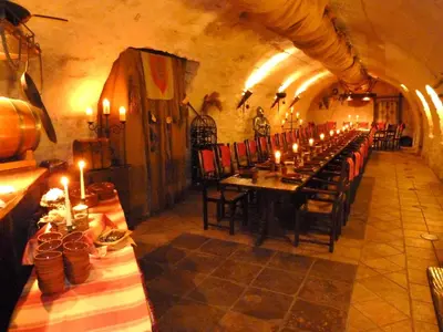 Ein Restaurant oder anderes Speiselokal in der Unterkunft Hotel & Spa Wasserschloss Westerburg