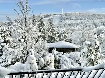 Schöne Bergsicht im Winter