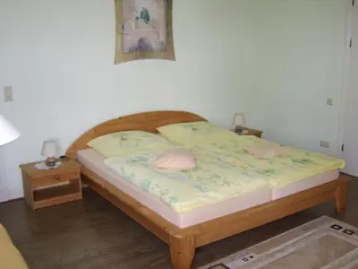 Ein Bett oder Betten in einem Zimmer der Unterkunft Haus Gertrud
