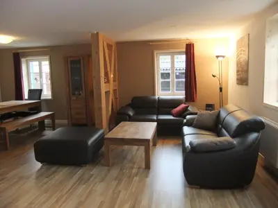 Ein Sitzbereich in der Unterkunft HausJägerborn