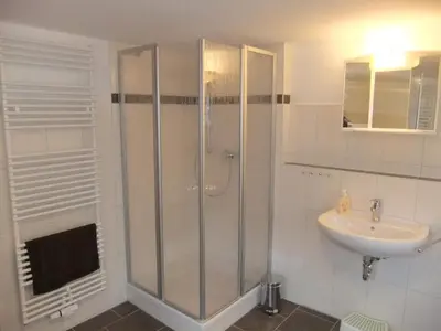 Ein Badezimmer in der Unterkunft HausJägerborn