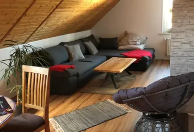 Ein Sitzbereich in der Unterkunft Harzer Fitnessloft