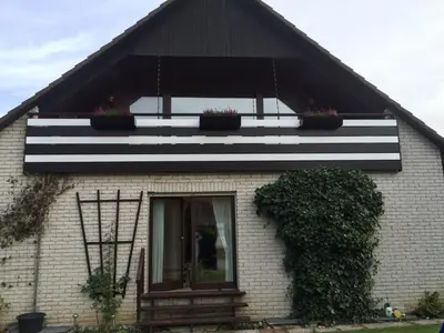 Das Gebäude in dem sich die Ferienwohnung befindet