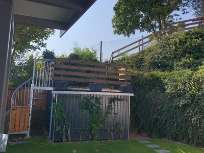 Ein Garten an der Unterkunft Ferienhaus Glücksmoment