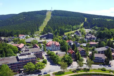Ein allgemeiner Bergblick oder ein Berglick von der Ferienwohnung aus