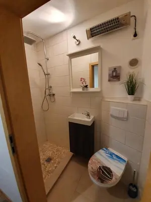 Ein Badezimmer in der Unterkunft Eddy's Stadt Stübchen