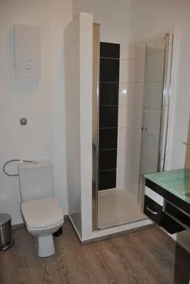 Ein Badezimmer in der Unterkunft Appartementanlage Vierjahreszeiten
