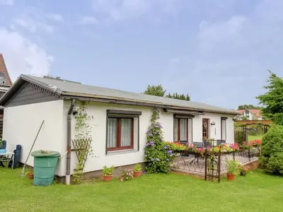 Ein Garten an der Unterkunft Gartenwohnung in Hasselfelde