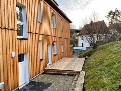 Das Gebäude in dem sich die Ferienwohnung befindet