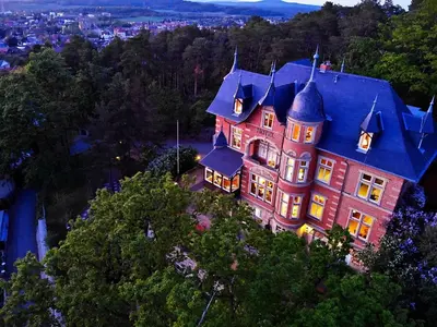 Das Gebäude in dem sich das Hotel befindet