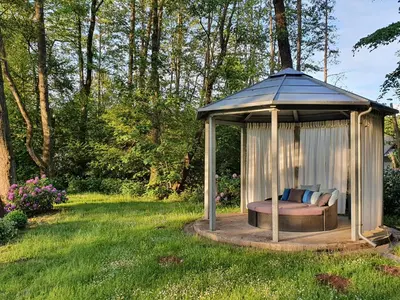 Ein Garten an der Unterkunft Villa Brodthage, App. 2