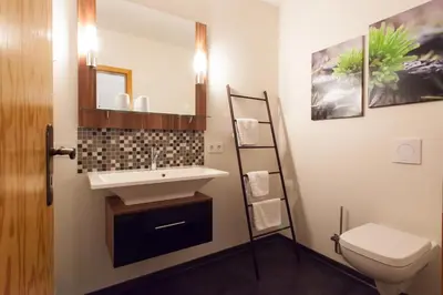Ein Badezimmer in der Unterkunft Hotel Am Grudenberg