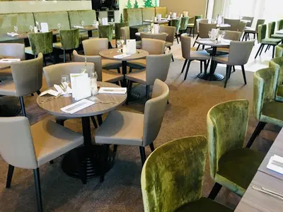 Ein Sitzbereich in der Unterkunft relexa hotel Harz-Wald Braunlage