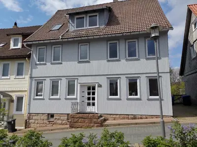 Das Gebäude in dem sich die Ferienwohnung befindet