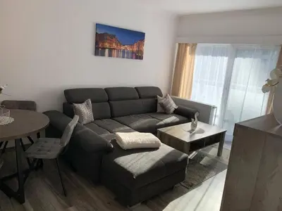 Ein Sitzbereich in der Unterkunft Mariposa 3 incl Pool & Sauna