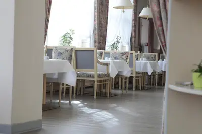 Ein Restaurant oder anderes Speiselokal in der Unterkunft Hotel Niedersächsischer Hof