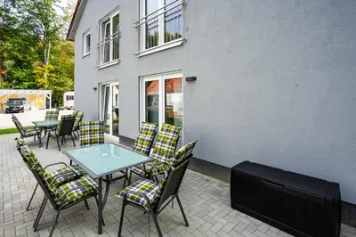Das Gebäude in dem sich die Ferienwohnung befindet