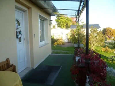 Ein Garten an der Unterkunft Ferienhaus 1