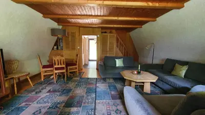Ein Sitzbereich in der Unterkunft Finnhaus Neubauer