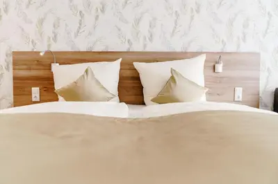 Ein Bett oder Betten in einem Zimmer der Unterkunft Haus am See Luxury HS 949 B