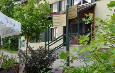 Das Gebäude in dem sich das Hotel befindet