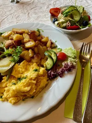 Essen im Hotel oder in der Nähe