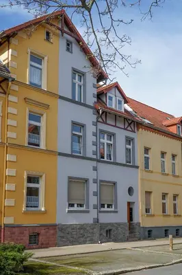 Das Gebäude in dem sich die Ferienwohnung befindet