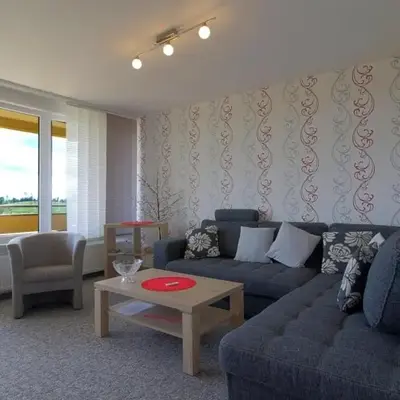 Apartment 283