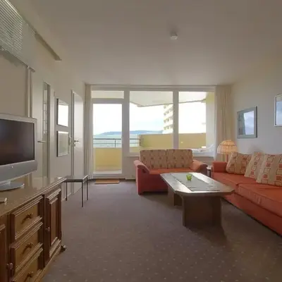 Apartment 281