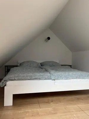 Ein Bett oder Betten in einem Zimmer der Unterkunft Bett im Bahnhof Waldblick