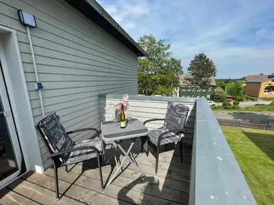 Ein Garten an der Unterkunft Ferienwohnung by Hell & Dunkel