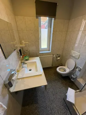Ein Badezimmer in der Unterkunft Altstadthotel Ilsenburg