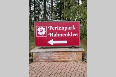 Ein Zertifikat, Auszeichnung, Logo oder anderes Dokument, das in der Unterkunft Ferienwohnung Tannenblick Hahnenklee im Harz ausgestellt ist