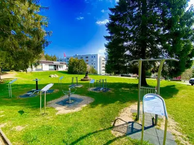 Ein Garten an der Unterkunft RelaxApartments ABENDSONNE im Herzen des Harzes - ein El Dorado für Wanderer, Biker und Ruhesuchende - mit sonnigem Balkon und Platz für bis zu 3 Personen