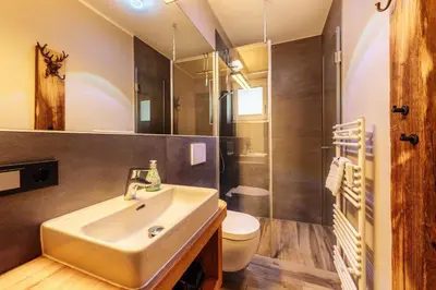 Ein Badezimmer in der Unterkunft Baude VI