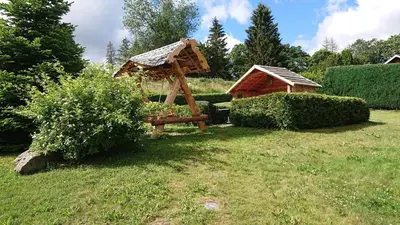 Ein Garten an der Unterkunft Landhausferienwohnungen Am Brockenblick