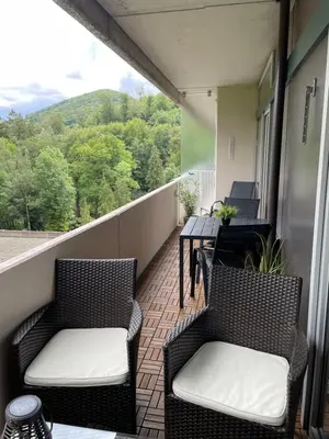 Ein allgemeiner Bergblick oder ein Berglick von der Ferienwohnung aus