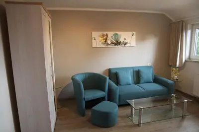 Ein Sitzbereich in der Unterkunft Wohnung Julius 4