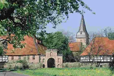 Ein Garten an der Unterkunft FeWo Seenest #Netflix #Seenähe #Einkaufen von Harztraveler