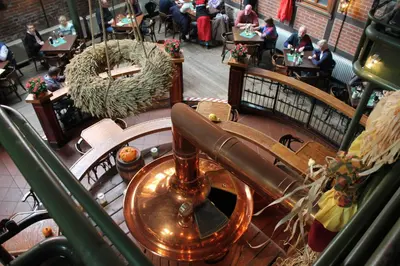 Ein Restaurant oder anderes Speiselokal in der Unterkunft Hotel zum Brauhaus
