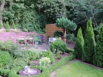 Ein Garten an der Unterkunft Halmis FeWo
