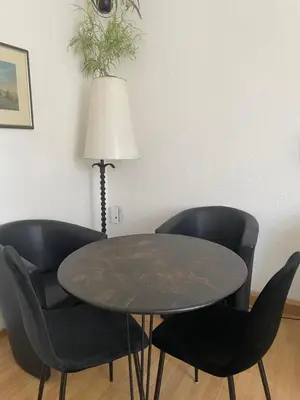 Ein Sitzbereich in der Unterkunft Helles Apartment