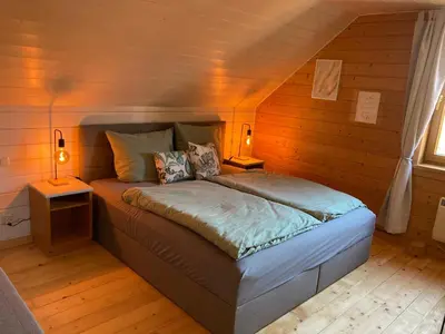 Ein Bett oder Betten in einem Zimmer der Unterkunft JS Feriendomizile Haus Sonnenschein Bettwäsche Handtücher inkl