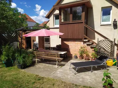 Das Gebäude in dem sich die Ferienwohnung befindet