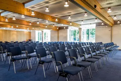 Der Geschäftsbereich oder Konferenzraum in der Unterkunft K6 Seminarhotel