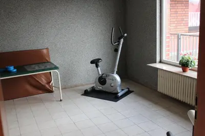 Das Fitnesscenter und/oder die Fitnesseinrichtungen in der Unterkunft Ferienwohnungen Kolsdorf B