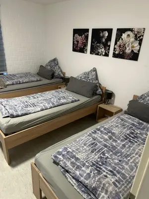 Ein Bett oder Betten in einem Zimmer der Unterkunft 2 Zimmer Whg