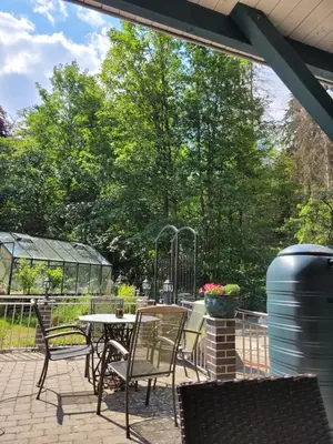 Ein Garten an der Unterkunft Eulennest,Parkplatz,Wäschepaket,Reinigung inklusive