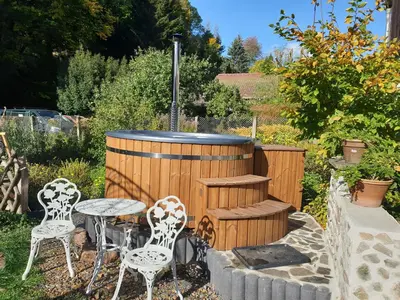 Ein Garten an der Unterkunft Stillvolle Designwohnung im historischen Zentrum